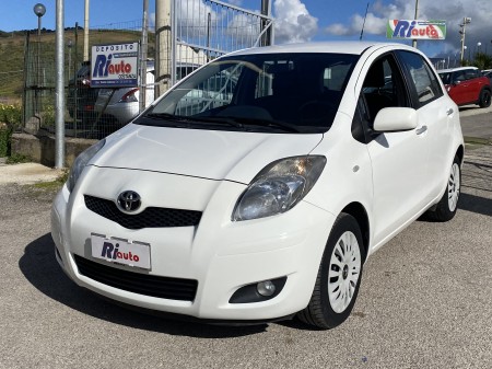 Toyota Yaris 1.3 101 cv  5porte   2010 